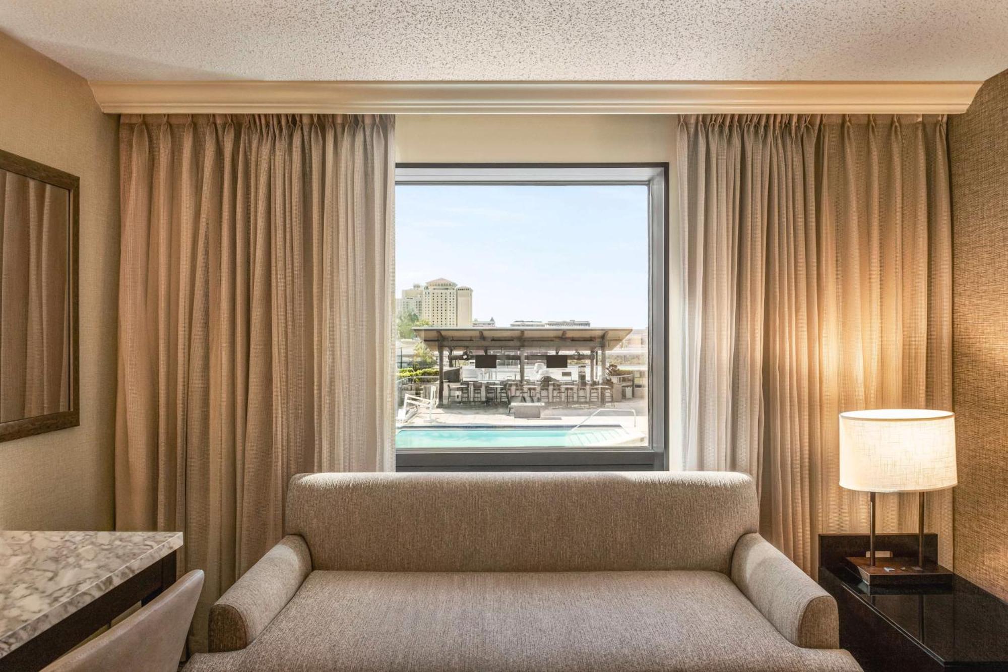Hilton Tampa Downtown Hotel Екстериор снимка